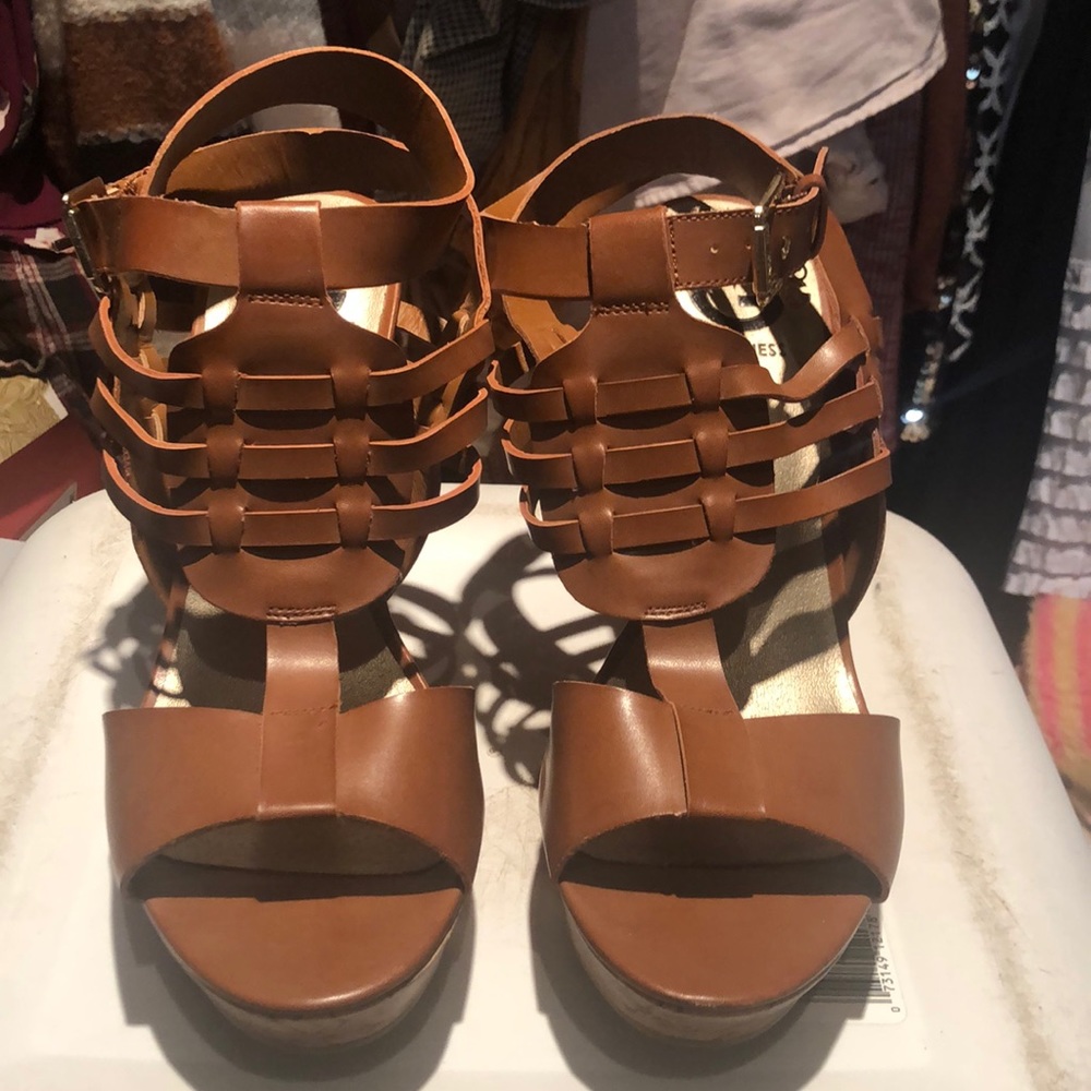 Brown and cork Wedges